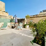 Gasthuis The Maltese Sun 4*