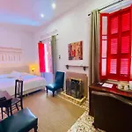 The Maltese Sun 4*