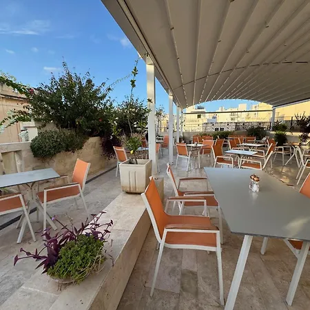 The Maltese Sun 4*
