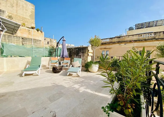 Гостевой дом The Maltese Sun 3*