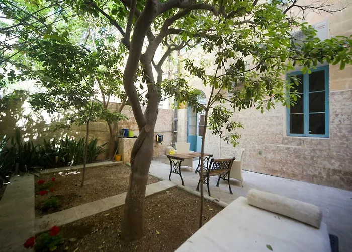 The Maltese Sun 3* Sliema